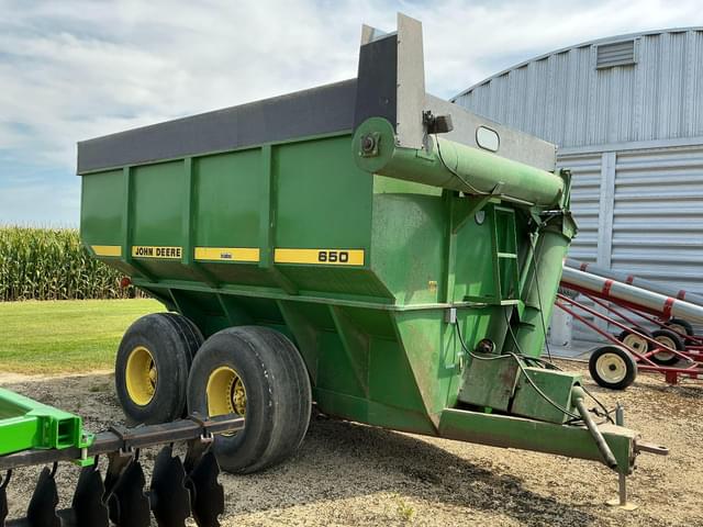 Image of John Deere 650 equipment image 1