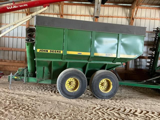 Image of John Deere 650 equipment image 4