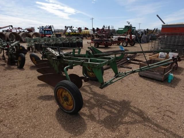 Image of John Deere F650A equipment image 1