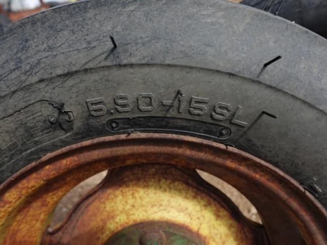 Image of John Deere F650A equipment image 4