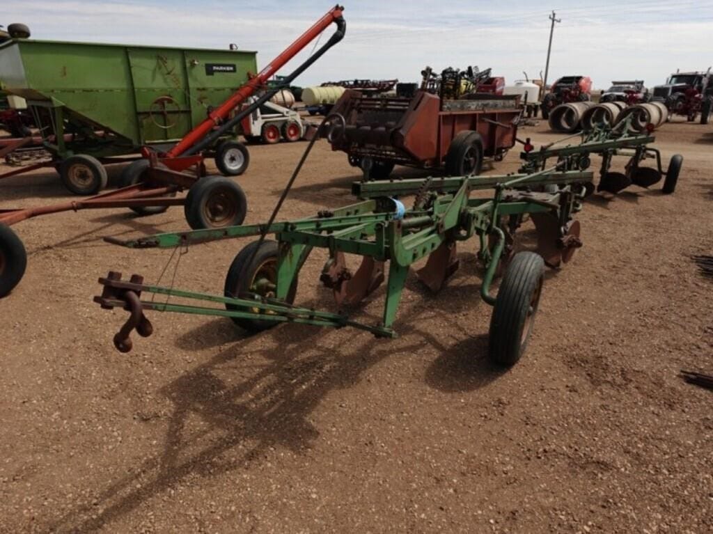 John Deere F650A Equipment Image0