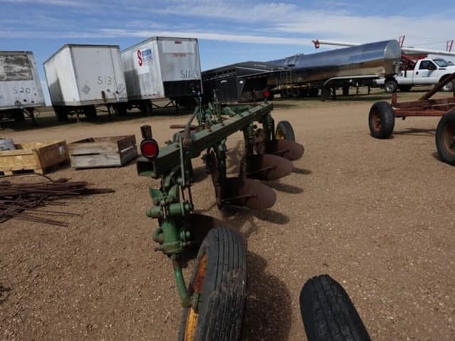 Image of John Deere F650A equipment image 2