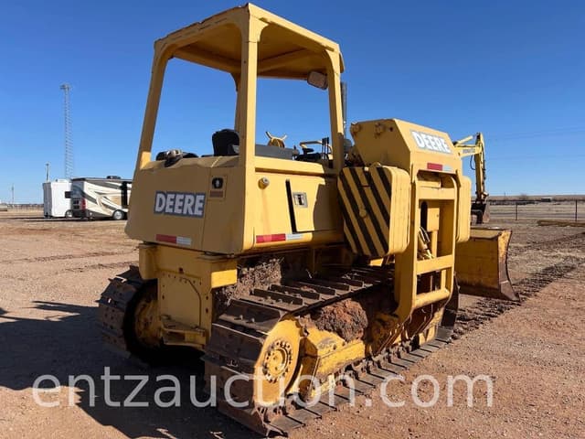 Image of John Deere 650H equipment image 4