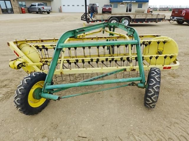 Image of John Deere 660 equipment image 3