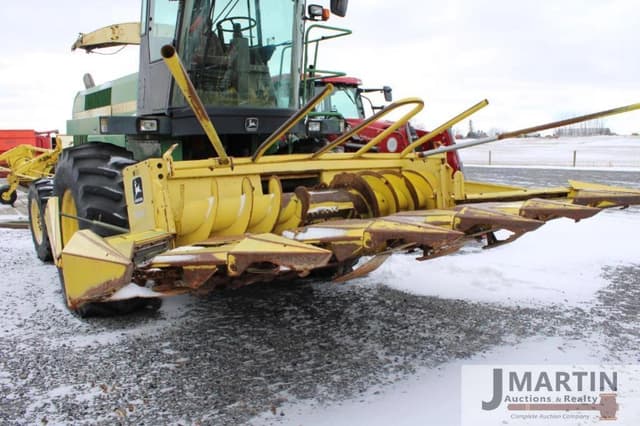 Image of John Deere 666R equipment image 1