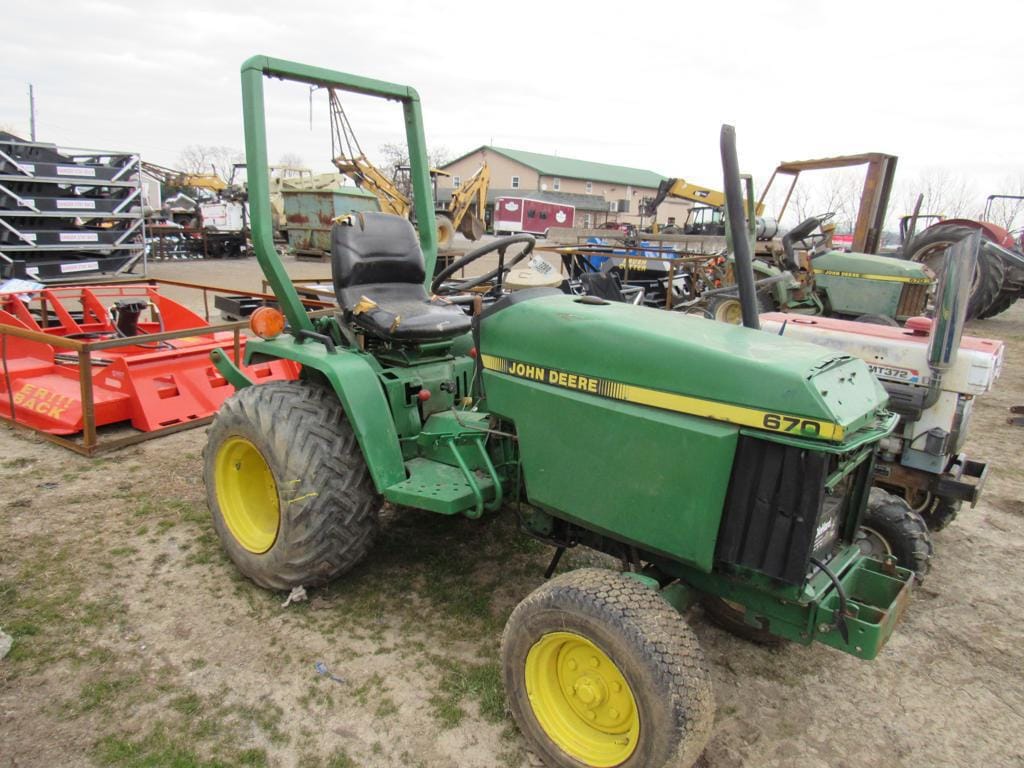 Main image John Deere 670