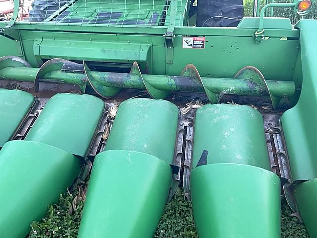 Image of John Deere 693 equipment image 4