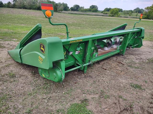 Image of John Deere 693 equipment image 4