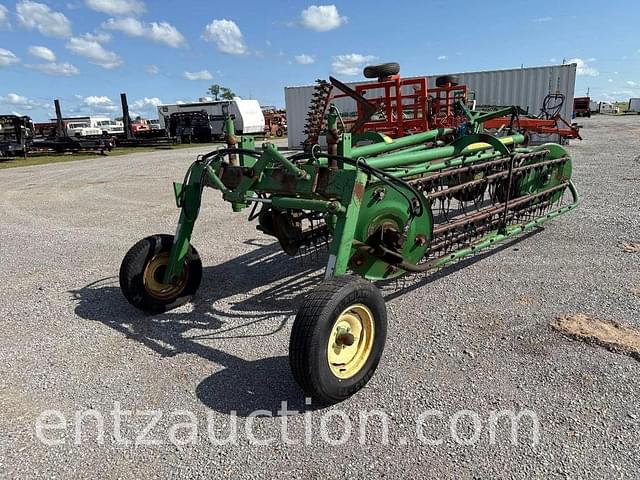 Image of John Deere 700 equipment image 4