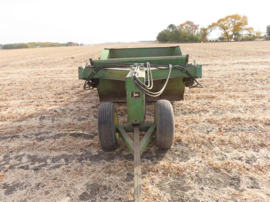 Main image John Deere 700