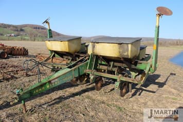 Main image John Deere 7000
