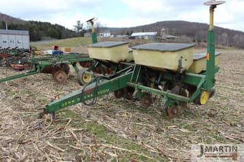 Main image John Deere 7000