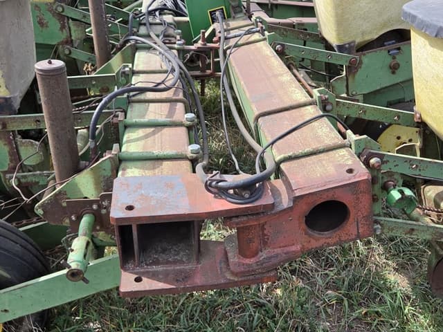 Image of John Deere P7000 equipment image 4