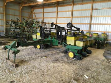 Main image John Deere 7000