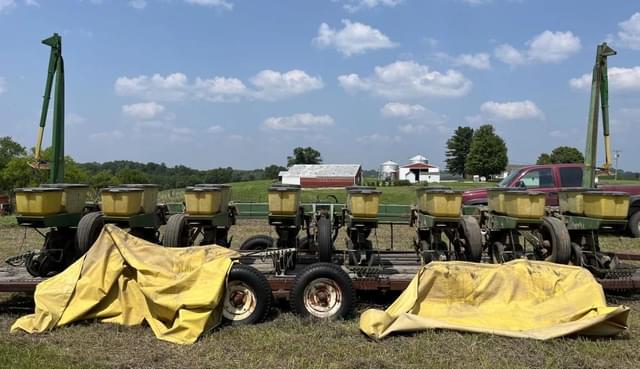 Image of John Deere 7000 equipment image 3