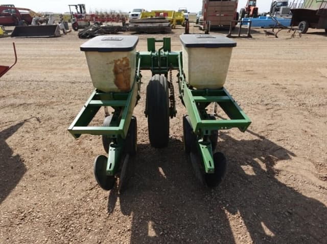 Image of John Deere 7000 equipment image 4