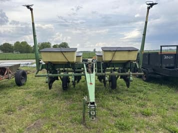 Main image John Deere 7000