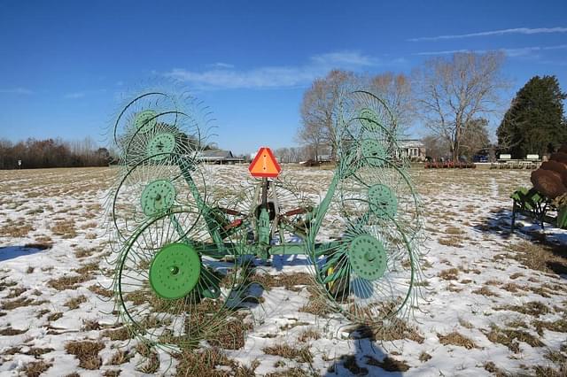 Image of John Deere 702 equipment image 3