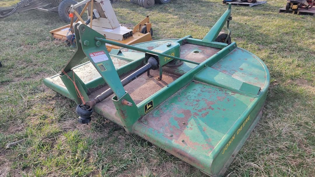 Image of John Deere 709 Image 1