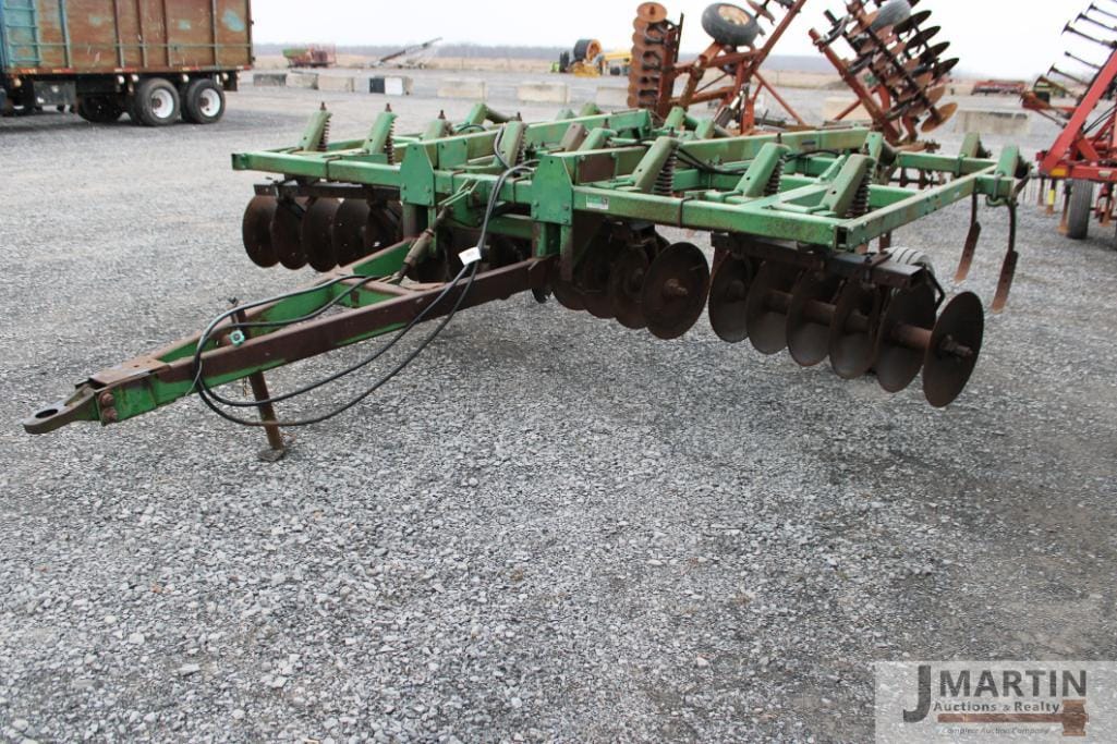 Main image John Deere 712