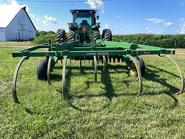 Image of John Deere 712 equipment image 2