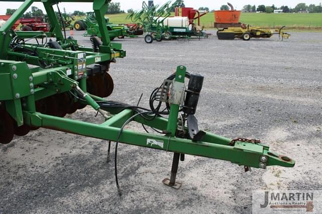 Image of John Deere 714 equipment image 4