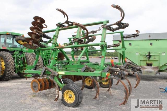 Image of John Deere 714 equipment image 2