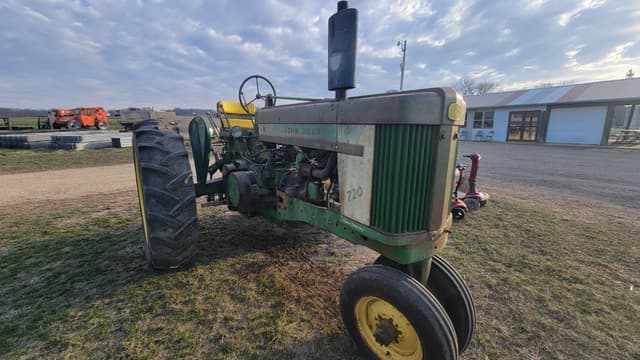 Image of John Deere 720 equipment image 1