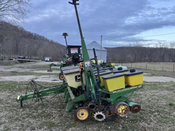 Main image John Deere 7200