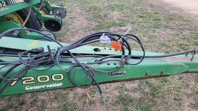 Image of John Deere 7200 equipment image 3