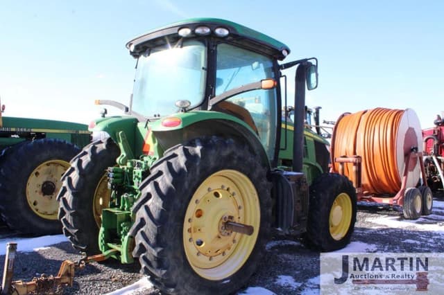 Image of John Deere 7200R equipment image 2