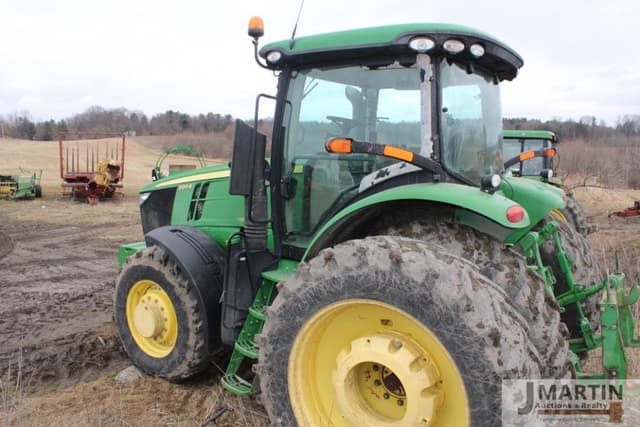 Image of John Deere 7215R equipment image 3