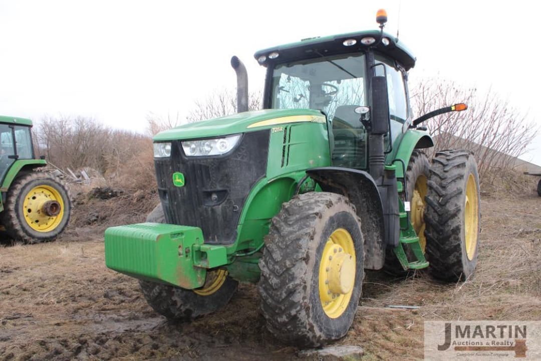 Image of John Deere 7215R Primary image