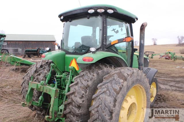 Image of John Deere 7215R equipment image 2