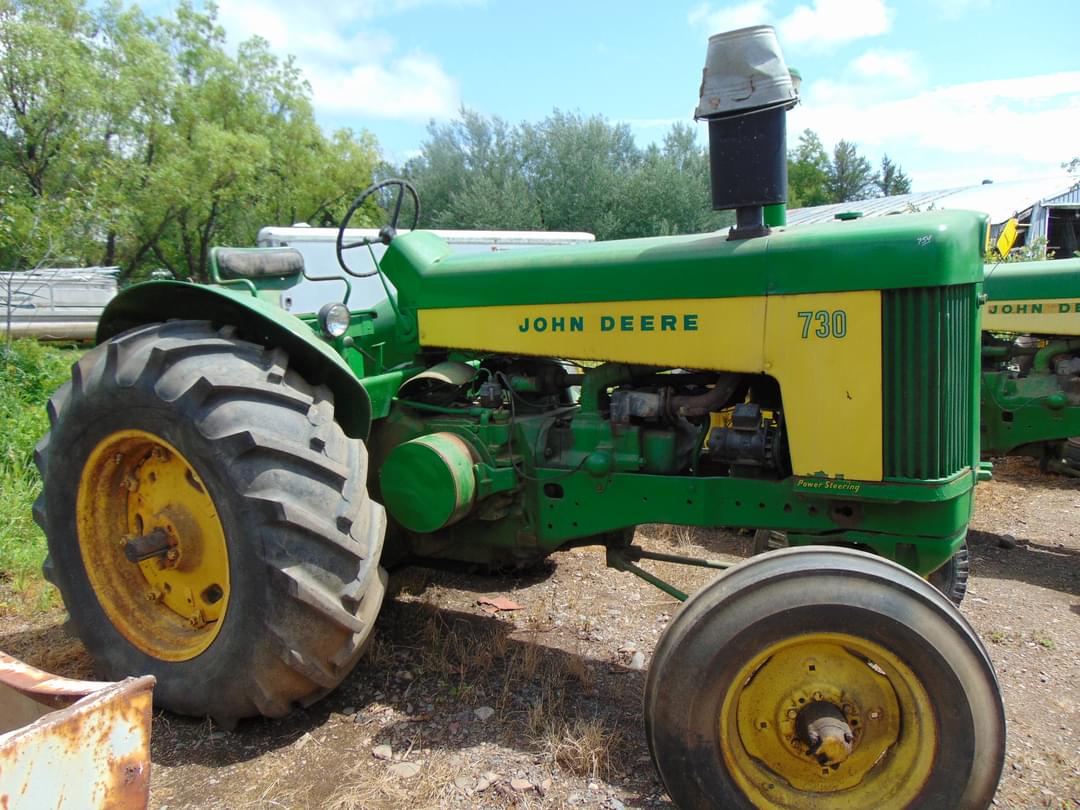 Image of John Deere 730 Primary image