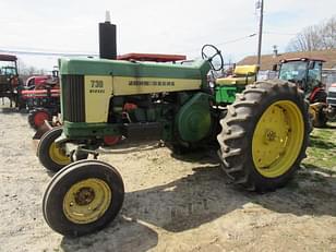 Main image John Deere 730