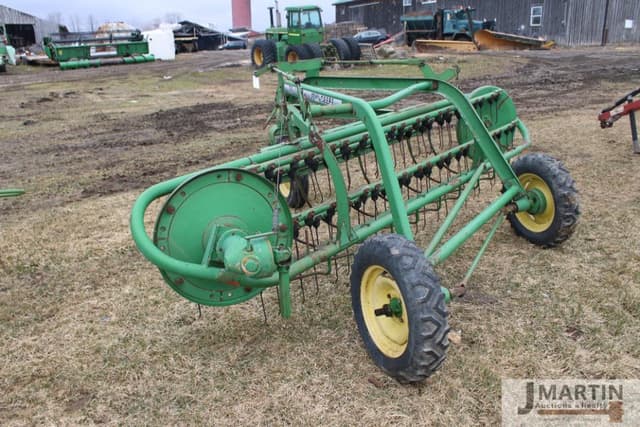 Image of John Deere 74 equipment image 3