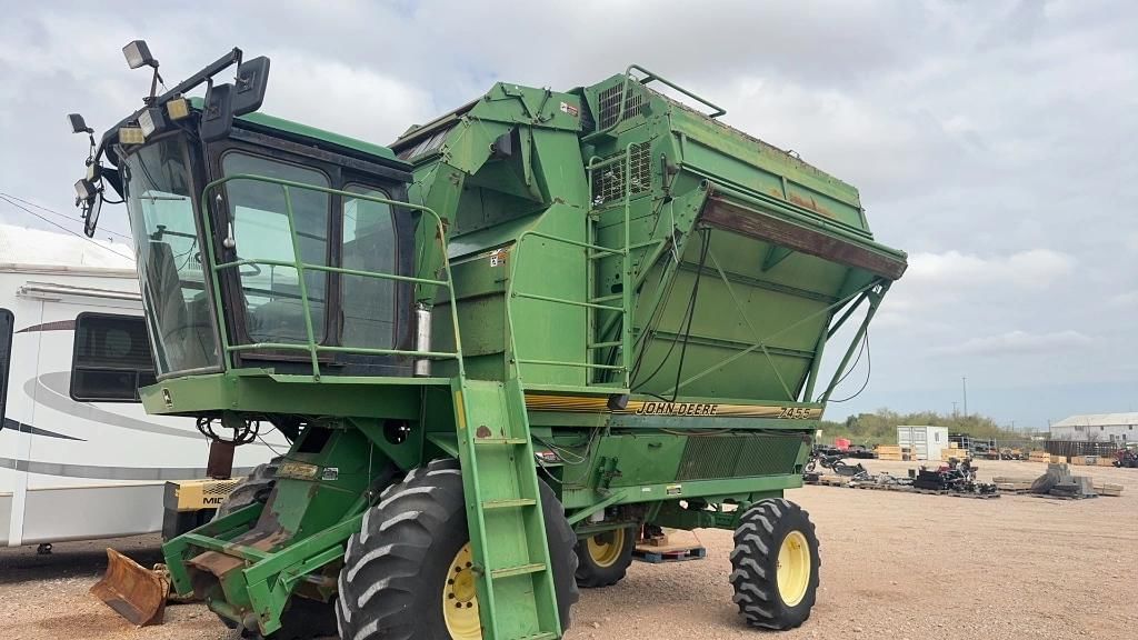 John Deere 7455 Equipment Image0