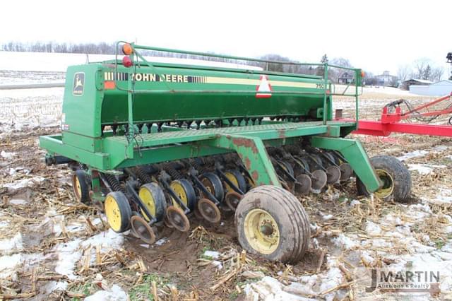 Image of John Deere 750 equipment image 3