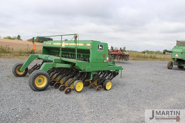 Image of John Deere 750 equipment image 2