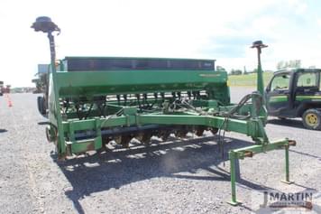 Main image John Deere 750