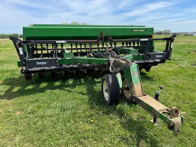 Image of John Deere 750 equipment image 1