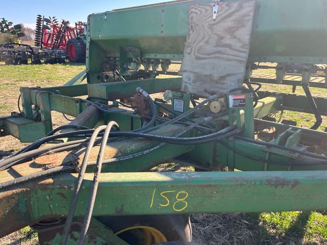 Image of John Deere 750 equipment image 4