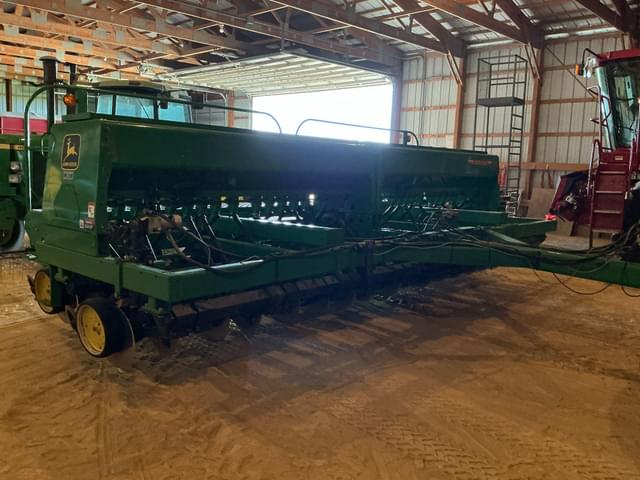 Image of John Deere 750 equipment image 1