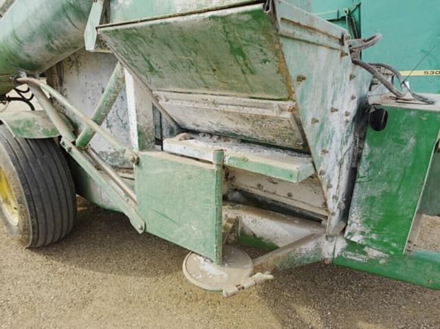 Image of John Deere 750 equipment image 4