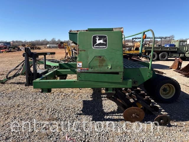 Image of John Deere 750 equipment image 2
