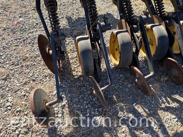 Image of John Deere 750 equipment image 4