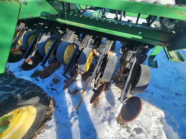 Image of John Deere 750 equipment image 4