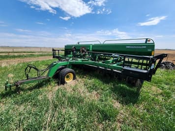 Main image John Deere 750