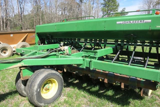 Image of John Deere 750 equipment image 2